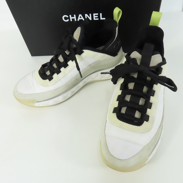 実際に弊社で買取させて頂いたCHANEL/シャネル 22SS バックロゴ CCココマーク スニーカー G35617/38