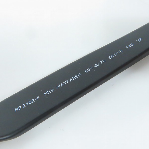実際に弊社で買取させて頂いたRay-Ban/レイバン NEW WAYFARER/ニューウェイファーラー 偏光レンズ サングラス/アイウエア RB2132-F 601-S/78の画像 6枚目