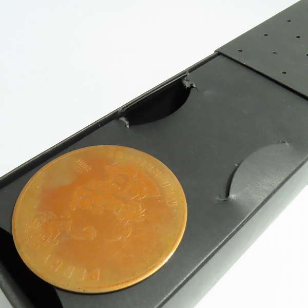 実際に弊社で買取させて頂いたOAKLEY/オークリー  PENNY/ペニー X-METAL/エックスメタル チタニウム サングラス/アイウェアの画像 7枚目