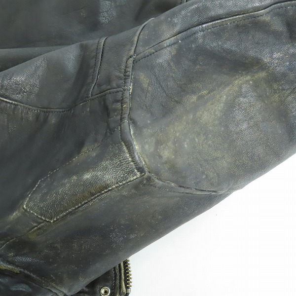 実際に弊社で買取させて頂いた【難有り】AVIREX/アヴィレックス ヴィンテージ カスタム ライダース ジャケット 6171070/Mの画像 5枚目