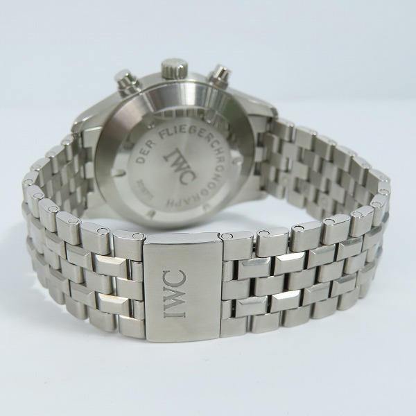 実際に弊社で買取させて頂いたIWC/アイ・ダブリュー・シー スピットファイア クロノグラフ オートマティック シルバー文字盤 ステンレススチール  IW370623の画像 3枚目