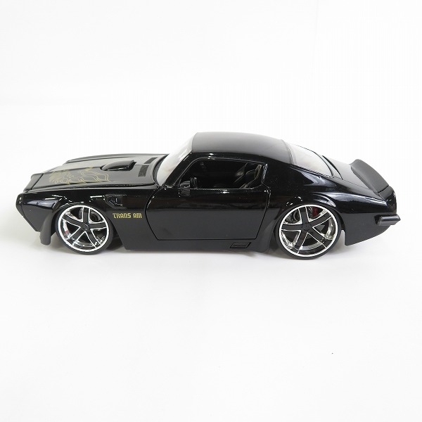 実際に弊社で買取させて頂いたJada Toys/ジャダトイズ 1/24 PONTIAC FIREBIRD TRANSAM/ポンティアック ファイヤーバード トランザム ミニカーの画像 2枚目