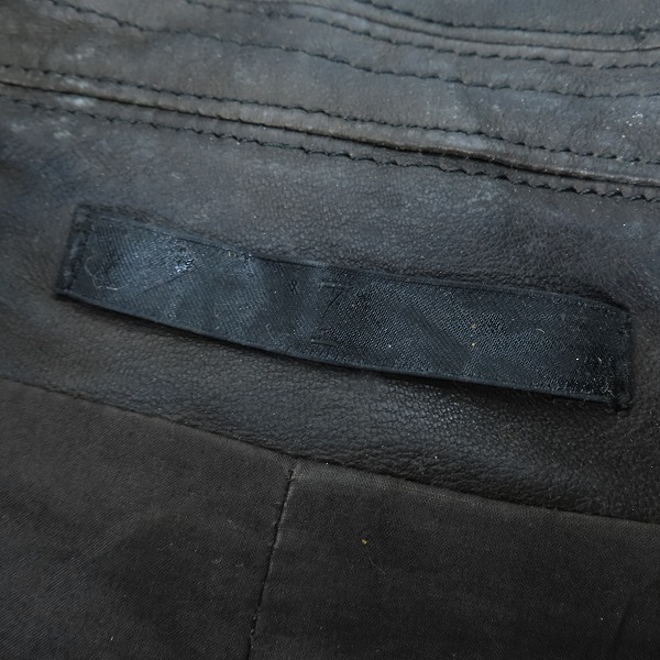 実際に弊社で買取させて頂いた【難有り】JULIUS/ユリウス 仔羊皮 RAM SKIN/LEATHER ミリタリー ジップ ライダース ジャケット/1の画像 2枚目