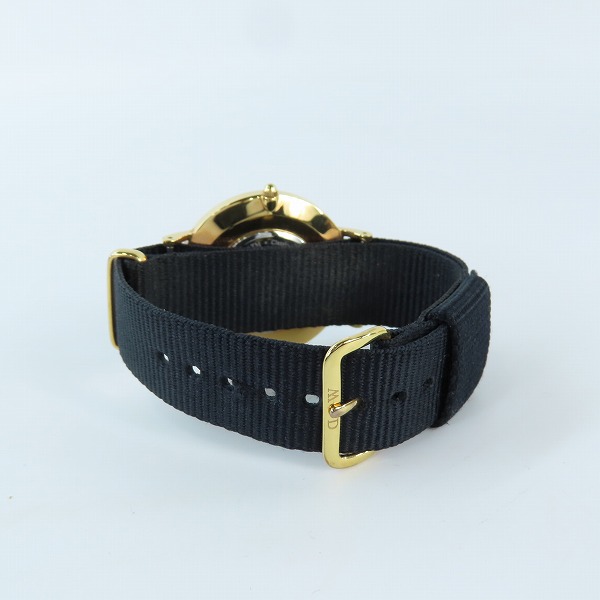 実際に弊社で買取させて頂いたDaniel Wellington/ダニエルウェリントン 腕時計 CLASSIC BLACK Cornwall DW00100150【動作未確認】 の画像 2枚目