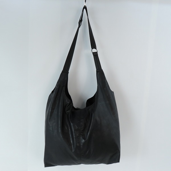 実際に弊社で買取させて頂いたATTACHMENT/アタッチメント シンセティックレザー ショルダーショッピングバッグ AA41-107の画像 1枚目