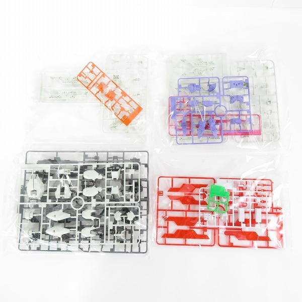 実際に弊社で買取させて頂いた【未組立】BANDAI/バンダイ HG 1/144 ガンダムベース限定 ムーンガンダム (ロング・ライフル装備)の画像 2枚目