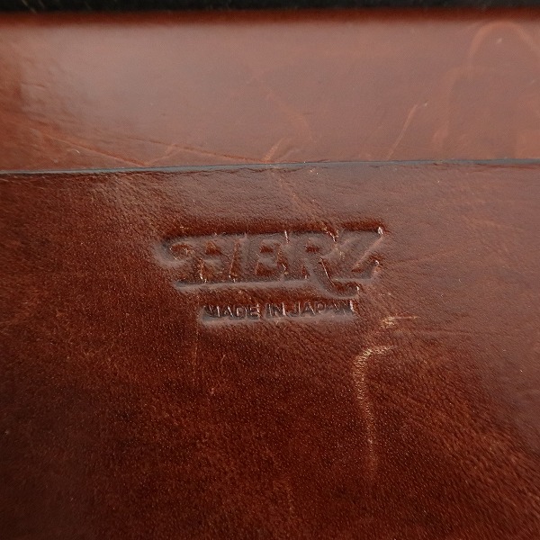 実際に弊社で買取させて頂いたHERZ/ヘルツ レザー サイコロ型 ショルダー/カメラバッグ n-27の画像 4枚目