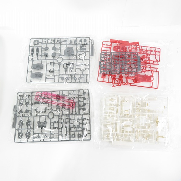 実際に弊社で買取させて頂いた【未組立】BANDAI/バンダイ MG 1/100 機動戦士ガンダム外伝「Side Story」 RX-78-5 ガンダム5号機/ガンプラの画像 3枚目