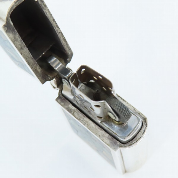 実際に弊社で買取させて頂いたSTANLEY GUESS/スタンリーゲス スカルヒンジ/スモールスカル マルチシェル インレイ オイルライターの画像 4枚目