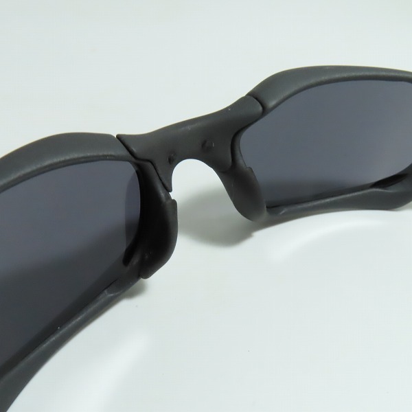 実際に弊社で買取させて頂いたOAKLEY/オークリー MAGNESIUM SWITCH/マグネシウムスイッチ  MAG SWITCH/マグスイッチ ダークカーバイド サングラス/アイウェアの画像 3枚目
