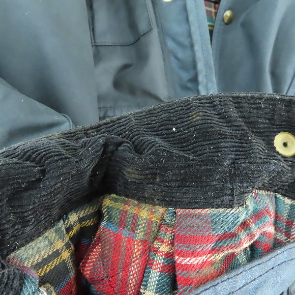 実際に弊社で買取させて頂いたBelstaff/ベルスタッフ 60～70’ ビンテージ トライアルマスタージャケット オイルドジャケット 44/46の画像 8枚目