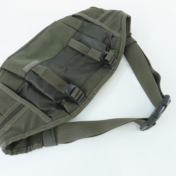 実際に弊社で買取させて頂いたPORTER/ポーター Liquid/リキッド ボディバッグ/ショルダーバッグの画像 2枚目