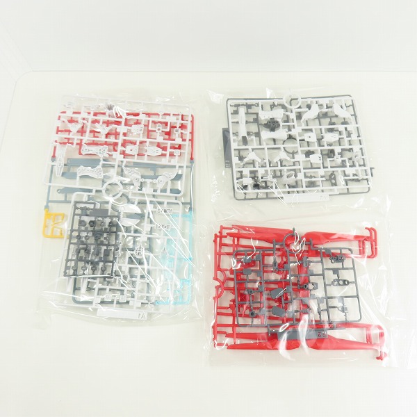 実際に弊社で買取させて頂いた【未組立】BANDAI/バンダイ HG 1/144 ガンダムブレイカーバトローグ ガンダム パーフェクストライクトフリーダムの画像 1枚目