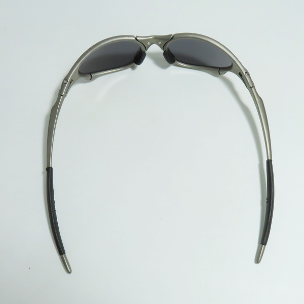 実際に弊社で買取させて頂いたOAKLEY/オークリー  PENNY/ペニー X-METAL/エックスメタル チタニウム サングラス/アイウェアの画像 2枚目