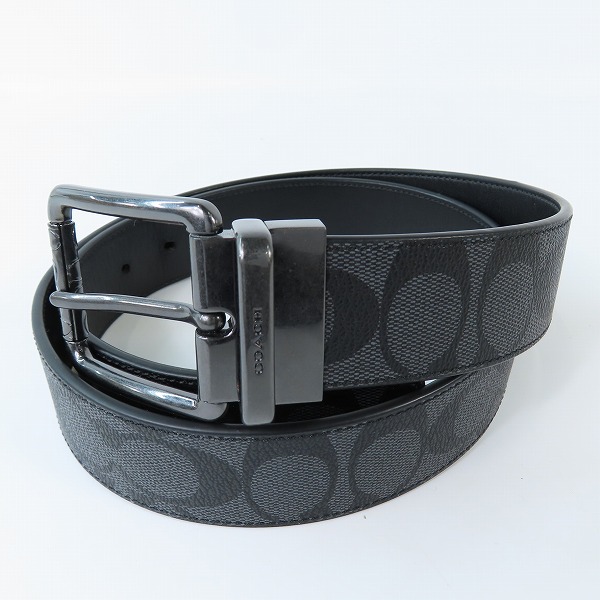 実際に弊社で買取させて頂いたCOACH/コーチ レザーベルト シグネチャー柄