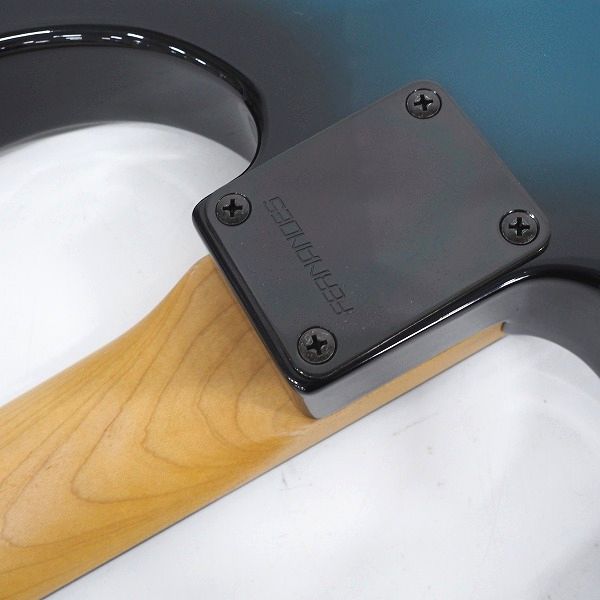 実際に弊社で買取させて頂いた★FERNANDES/フェルナンデス LIMITED EDITION ストラトシェイプ SSH エレキギター ソフトケース付の画像 8枚目