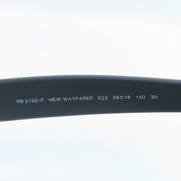 実際に弊社で買取させて頂いたRay-Ban/レイバン NEW WAYFARER/ニューウェイファーラー サングラス/アイウェア RB2132-F 622の画像 4枚目