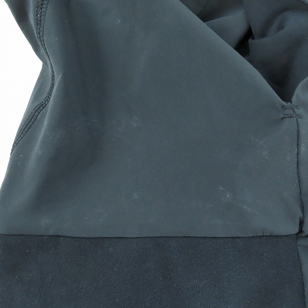 実際に弊社で買取させて頂いた11 by Boris Bidjan Saberi/イレブンバイボリスビジャンサベリ H1B Hoodie in Black H1B F1343の画像 7枚目