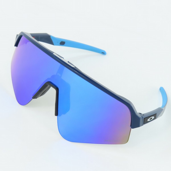 実際に弊社で買取させて頂いたOAKLEY/オークリー SUTRO LITE SWEEP/スートロライトスイープ サングラス/アイウェア OO9465-0539