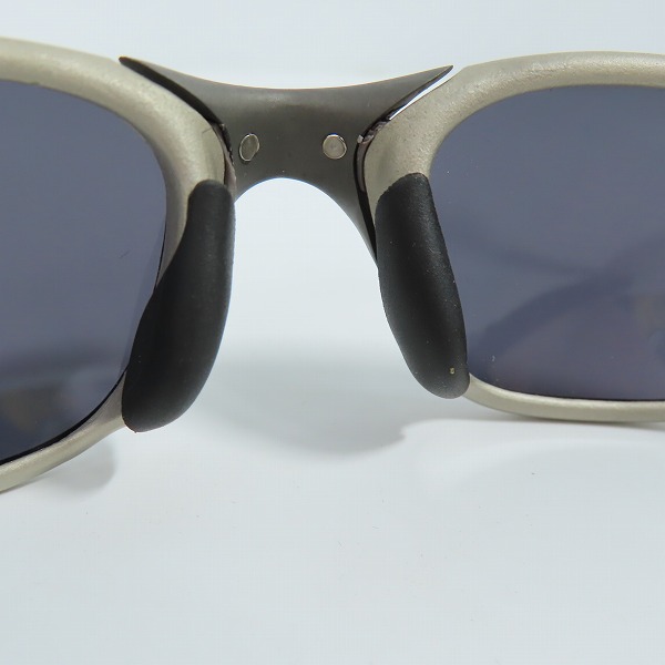 実際に弊社で買取させて頂いたOAKLEY/オークリー X-METAL/エックスメタル XX/ダブルエックス TIO2 サングラス/アイウェア XT017459の画像 3枚目
