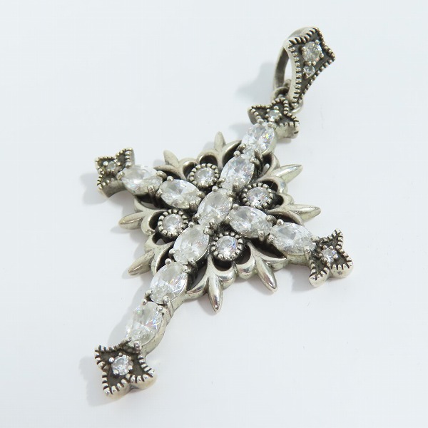 実際に弊社で買取させて頂いたJustin Davis/ジャスティンデイビス St.Pope John クロスペンダント