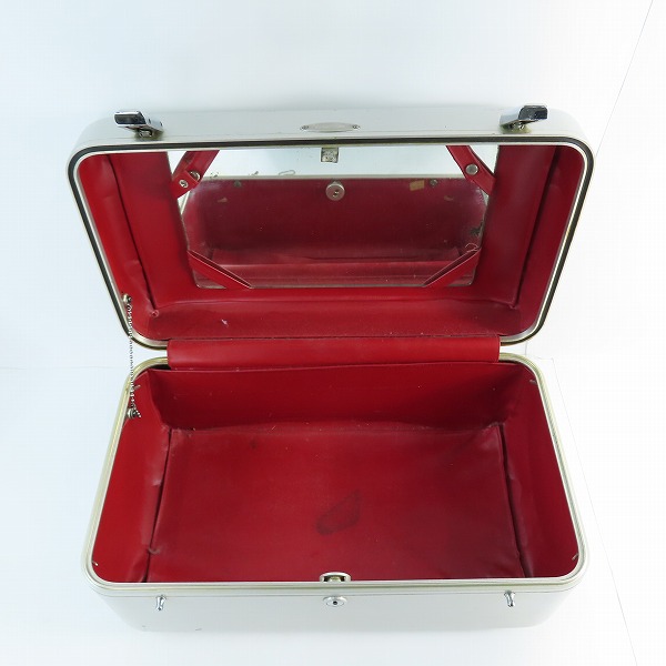 実際に弊社で買取させて頂いたZERO HALLIBURTON/ゼロハリバートン メイクボックス 鍵付き コスメ バニティケースの画像 5枚目