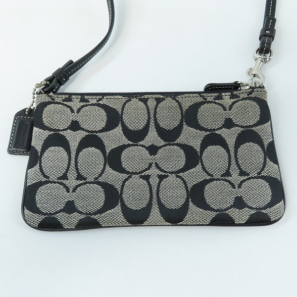 実際に弊社で買取させて頂いたcoach/コーチ シグネチャー柄 ミニショルダーポーチ