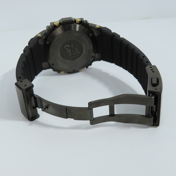 実際に弊社で買取させて頂いた【保証期間内】G-SHOCK/Gショック MR-G 初代モデル DW-5000C チタン フルメタル デュラソフトバンド MRG-B5000R-1JRの画像 4枚目
