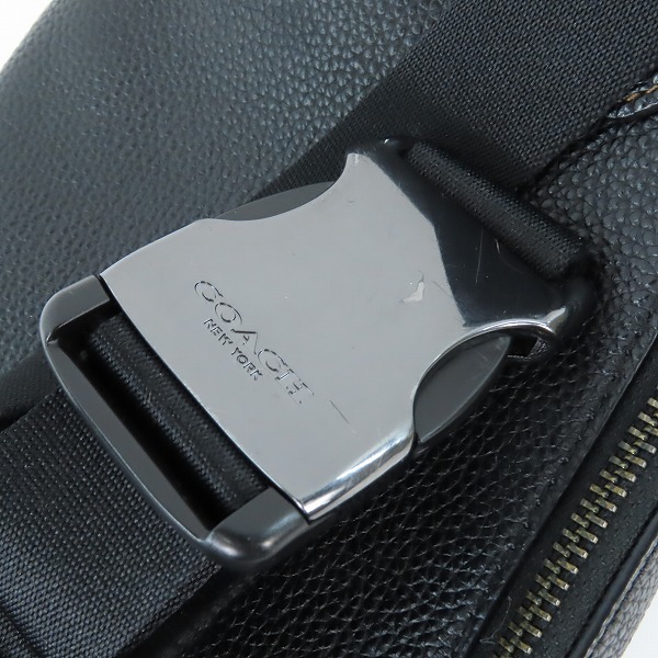 実際に弊社で買取させて頂いたCOACH/コーチ シグネチャー ボディバッグ/ウエストバッグの画像 8枚目
