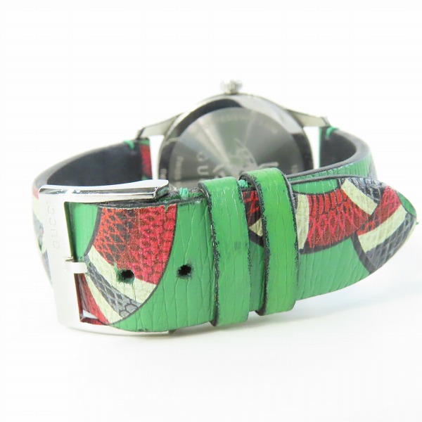 実際に弊社で買取させて頂いたGUCCI/グッチ Gタイムレス bee スネーク ウォッチ/腕時計 クォーツ 126.4【動作未確認】の画像 2枚目