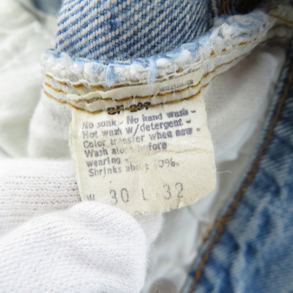 実際に弊社で買取させて頂いたLEVIS/リーバイス 85年製 501 ボタン裏刻印524 赤耳/スモールe ボタンフライ デニムパンツ/W30×L32の画像 6枚目