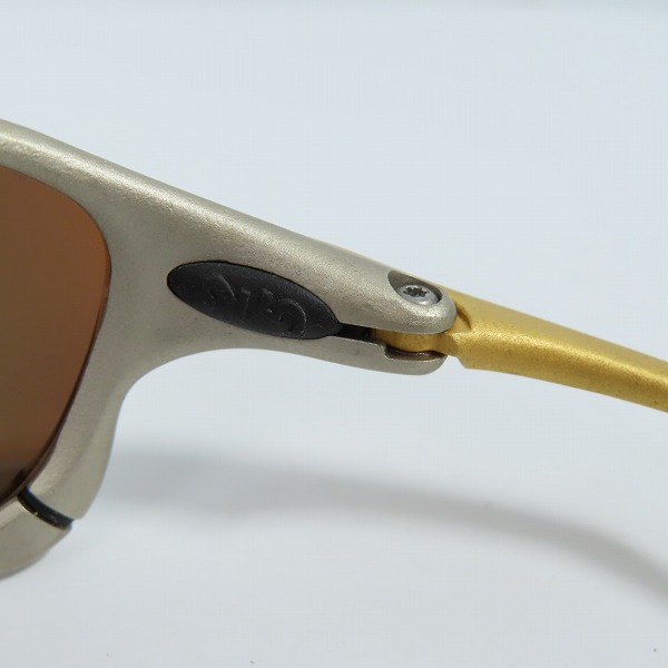 実際に弊社で買取させて頂いたOAKLEY/オークリー XX XMETAL/ダブルエックスエックスメタル 24K サングラス/アイウェアの画像 4枚目