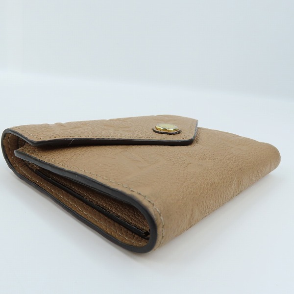 実際に弊社で買取させて頂いたLouis Vuitton/ルイヴィトン モノグラム アンプラント ポルトフォイユ ヴィクトリーヌ ヴィゾン 三つ折り財布 M63529の画像 2枚目