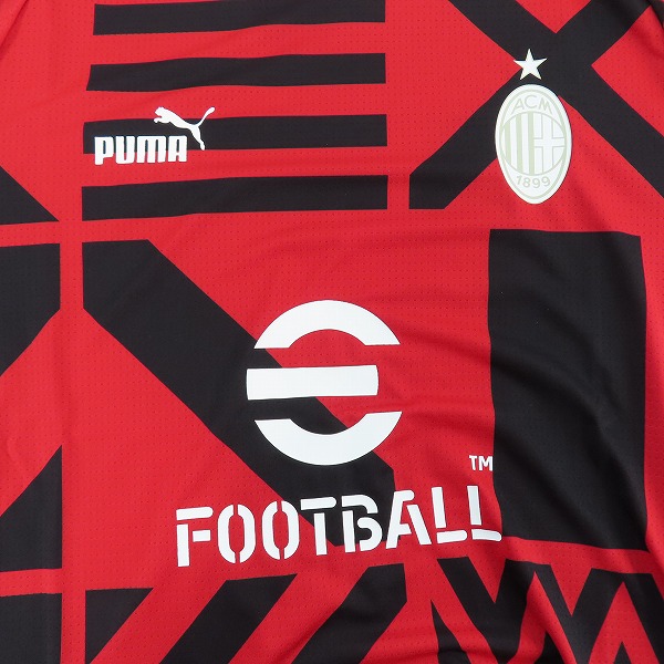 実際に弊社で買取させて頂いた【未使用】PUMA/プーマ ACミラン 22/23 プレマッチ 半袖Tシャツ 767549-06 Lの画像 4枚目