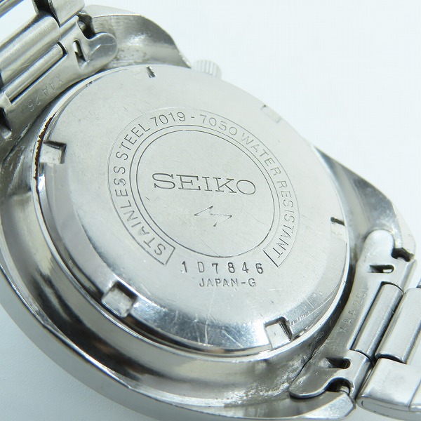 実際に弊社で買取させて頂いたSEIKO/セイコー 5スポーツ 自動巻き デイデイト 時計/ウォッチ 7019-7050の画像 4枚目