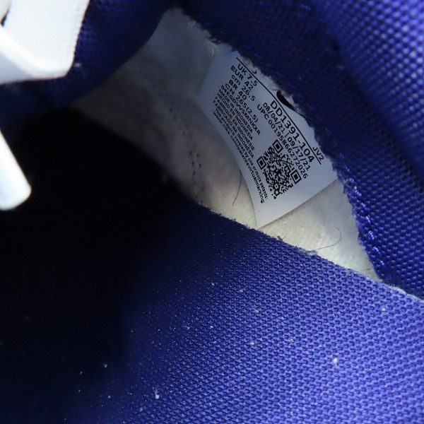 実際に弊社で買取させて頂いたNIKE/ナイキ DUNK LOW Championship Court Purple ダンク DD1391-104 26.5の画像 6枚目