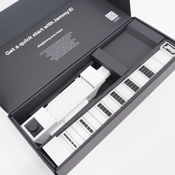 実際に弊社で買取させて頂いたJammy E/ジャミー E JE-001 ギター型MIDI コントローラー【通電確認済】の画像 6枚目