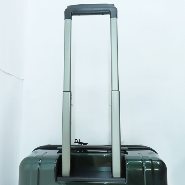 実際に弊社で買取させて頂いた【未使用】ZERO HALLIBURTON/ゼロハリバートン ポリカーボネート製 53L キャリーケース 8053204の画像 3枚目