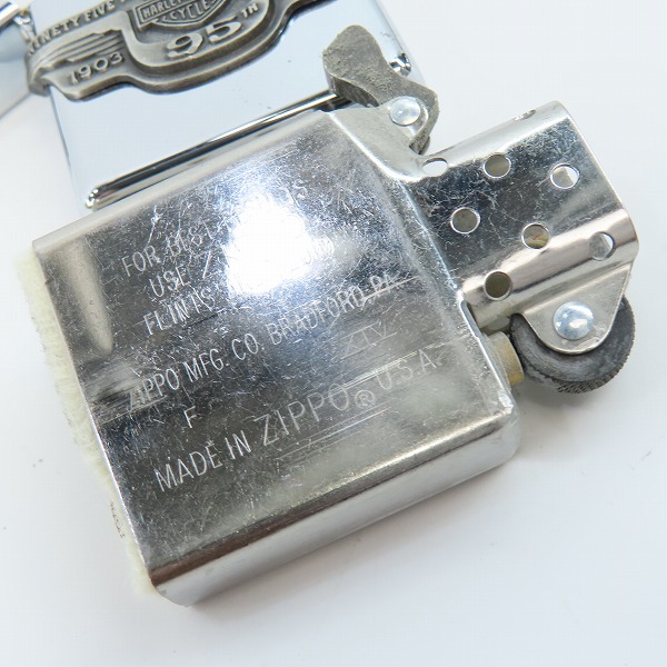 実際に弊社で買取させて頂いたZIPPO/ジッポー HARLEY DAVIDSON/ハーレーダビッドソン 95TH ANNIVERSARY MODEL メタル貼り 1998年製の画像 5枚目