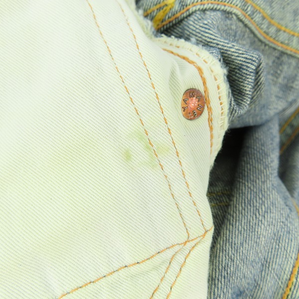 実際に弊社で買取させて頂いたEVISU/エヴィス ボタンフライ デニムパンツ 33×35の画像 6枚目