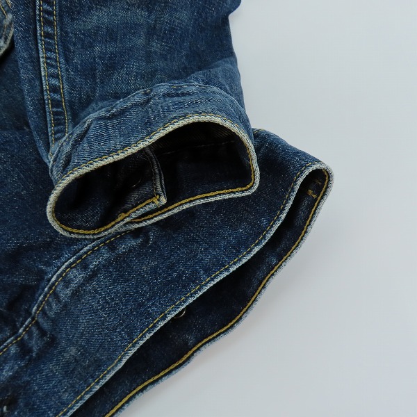 実際に弊社で買取させて頂いた(1)LEVI’S/リーバイス 71507XX/J02刻印 日本製 デニムジャケット Gジャン/38の画像 7枚目