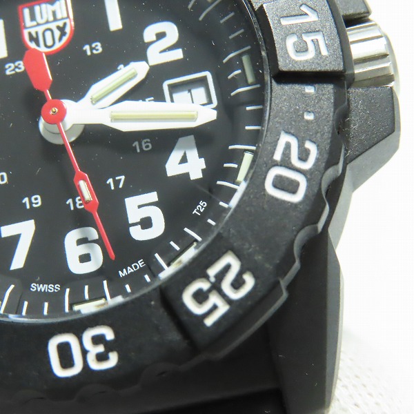 実際に弊社で買取させて頂いたLUMINOX/ルミノックス SERIES 3500 ネイビーシール クォーツ腕時計 3501.Fの画像 4枚目