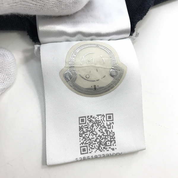 実際に弊社で買取させて頂いた【JPタグ】MONCLER/モンクレール 21SS マグリアロゴ Tシャツ ネイビー G10918C7E120 8390T XLの画像 7枚目