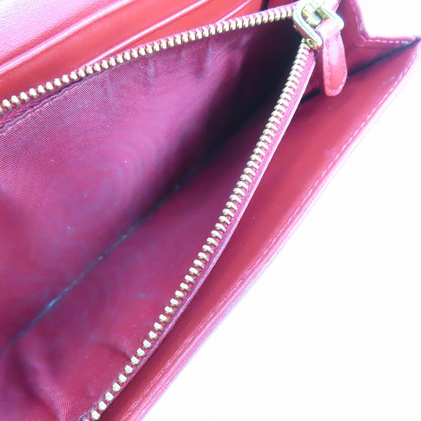 実際に弊社で買取させて頂いたPRADA/プラダ キルティング ラウンドファスナー長財布の画像 5枚目