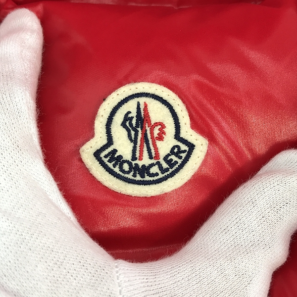 実際に弊社で買取させて頂いた【JPタグ】MONCLER/モンクレール  AGNEAUX GILET ダウンベスト F20911A51C00 68950/2の画像 7枚目