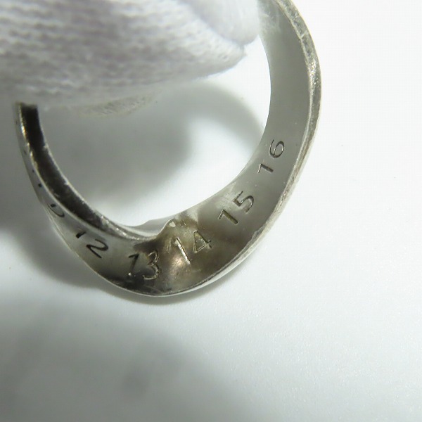 実際に弊社で買取させて頂いたMaison Martin Margiela/メゾンマルタンマルジェラ TWIST RING/ツイストリング ナンバリングロゴ SM1UQ0057/27.5-28号の画像 7枚目