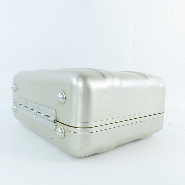 実際に弊社で買取させて頂いたZERO HALLIBURTON/ゼロハリバートン  鍵無しミニアタッシュケース の画像 2枚目