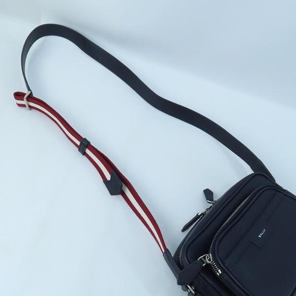 実際に弊社で買取させて頂いたBALLY/バリー CODE CROSS EW レザー  ショルダーバッグ の画像 4枚目