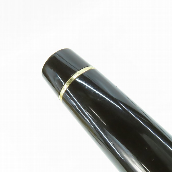 実際に弊社で買取させて頂いたMONTBLANC/モンブラン 作家シリーズ ヘミングウェイ マイスターシュテュック 万年筆ペン先18K-750の画像 9枚目