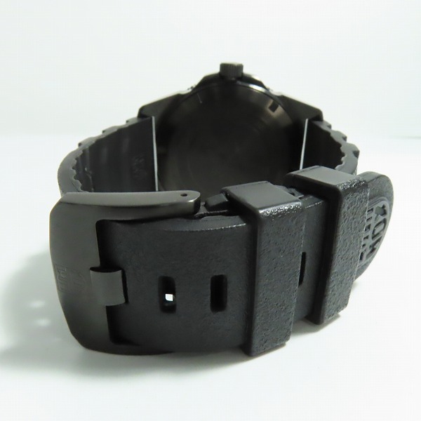 実際に弊社で買取させて頂いたLUMINOX/ルミノックス Ref.3121 PACIFIC DIVER 3120 SERIES Blackout パシフィックダイバー ブラックアウト 3121の画像 2枚目